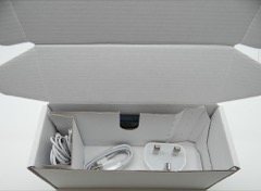 White_Handset_&_Charger_Carton